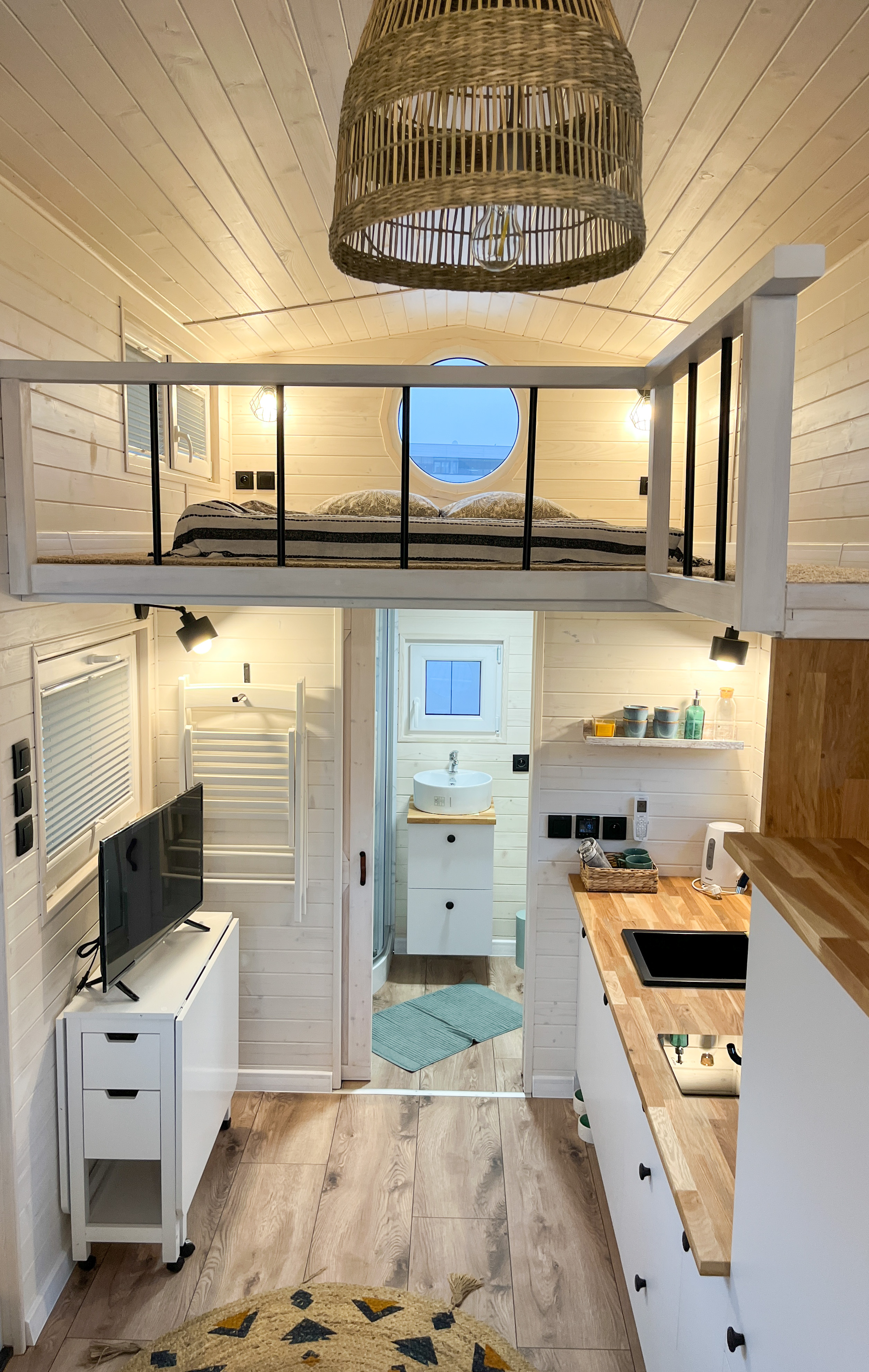 Tiny House, Containerhuis, Modulair Huis, Mini-Huis - French Kiss Tiny House, Containerhuis, Modulair Huis, Mini-Huis - French Kiss